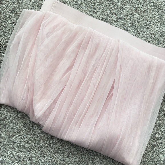 Coachella Elegant Pink Thule Pleated Skirt - Picture 2 of 6